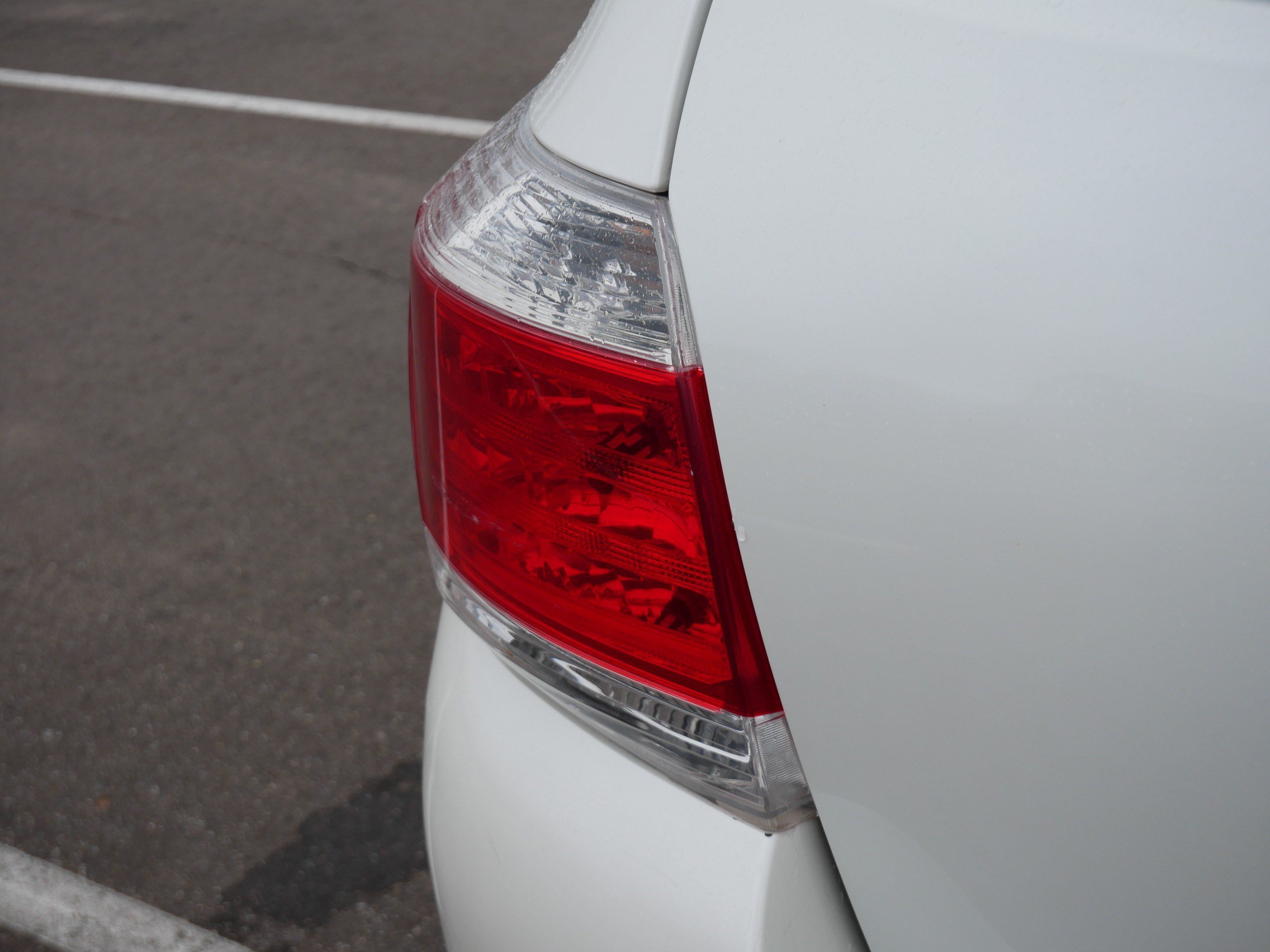 Used 2012 Toyota Highlander Limited w/ Tow Pkg AWD/4WD image 16