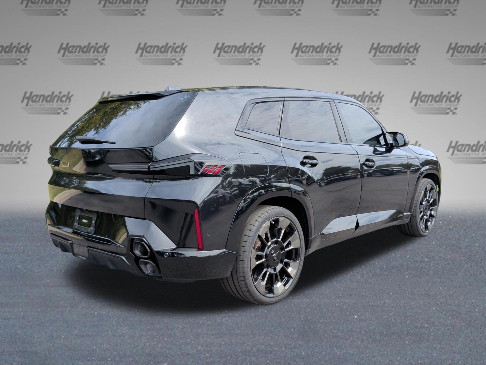 Used 2023 BMW XM AWD/4WD image 7