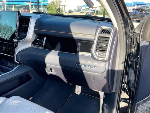 Used 2025 RAM 1500 Tungsten w/ Off Road Group image 17