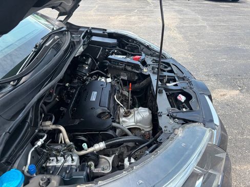 Used 2016 Honda CR-V EX-L image 11