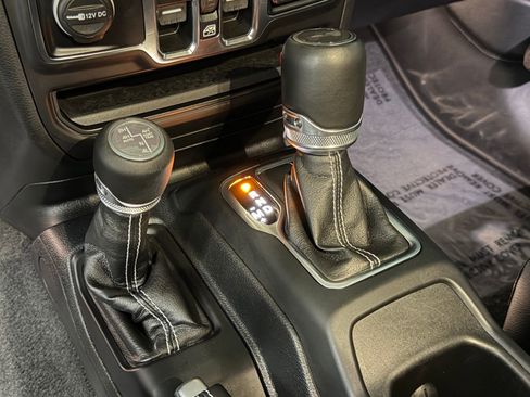 Used 2023 Jeep Wrangler Unlimited Sahara w/ Cold Weather Group image 25