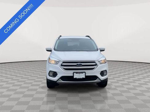 Used 2018 Ford Escape SE AWD/4WD image 3