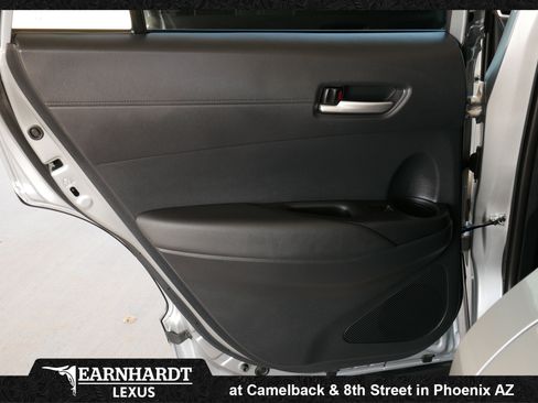 Used 2024 Toyota Corolla Cross XLE w/ Convenience Package FWD image 24