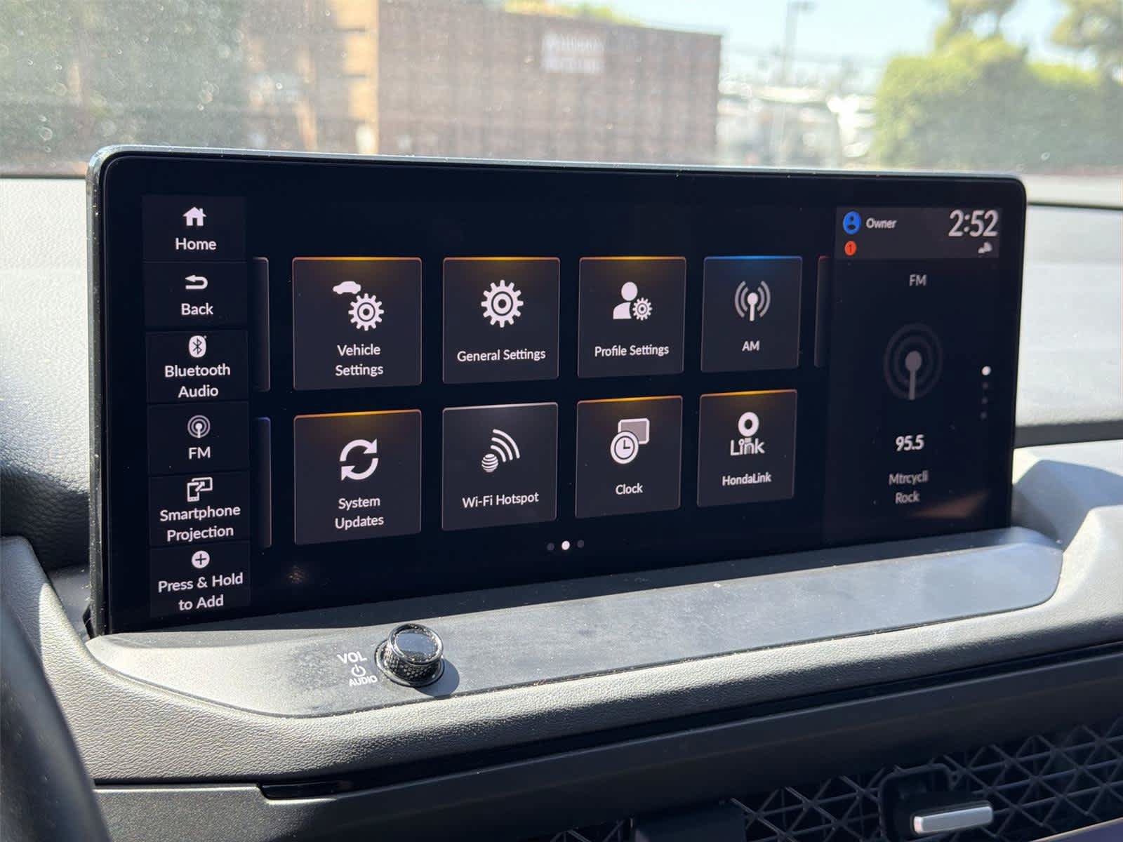 Used 2024 Honda Accord EX-L image 39