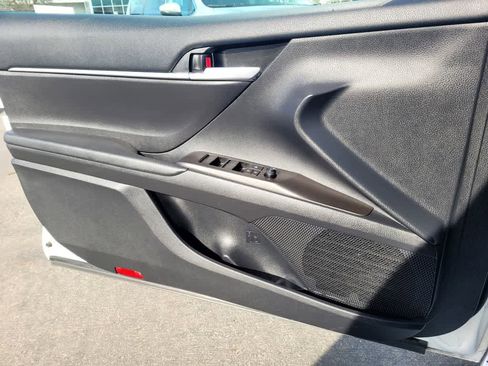 Used 2024 Toyota Camry LE image 15