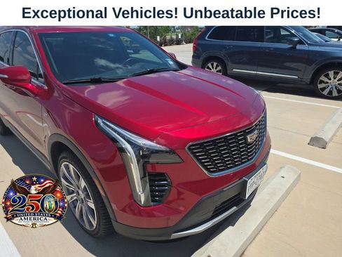 Used 2021 Cadillac XT4 Premium Luxury AWD/4WD image 1