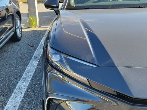 Certified 2025 Toyota Camry SE image 5