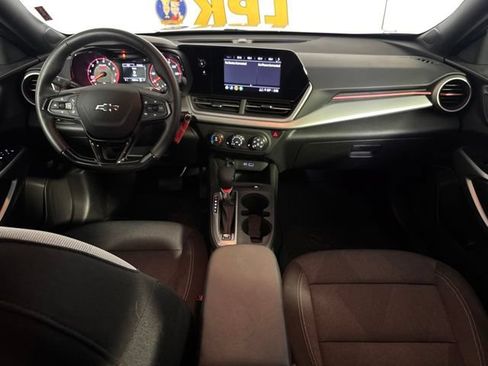 Used 2025 Chevrolet Trax RS w/ Driver Confidence Package FWD image 24