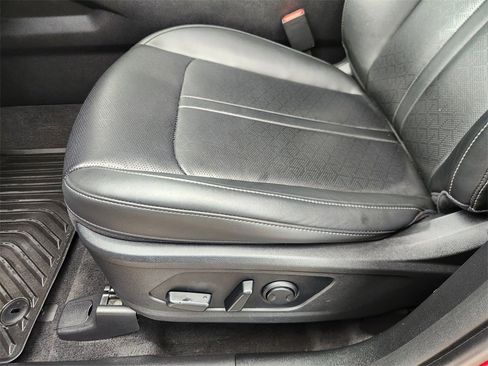 Used 2023 Kia Sorento EX image 21