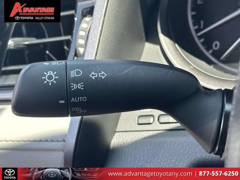 Used 2023 Toyota Camry SE w/ Cold Weather Package AWD/4WD image 28