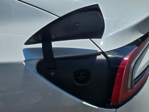 Used 2024 Tesla Model 3 RWD image 31
