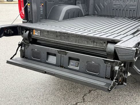 New 2026 GMC Sierra 1500 AT4 w/ AT4 Premium Package image 8