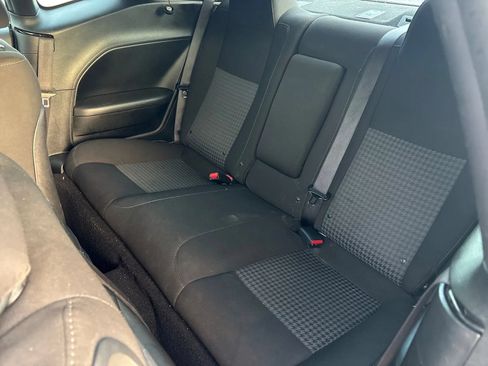 Used 2022 Dodge Challenger R/T Scat Pack RWD image 7