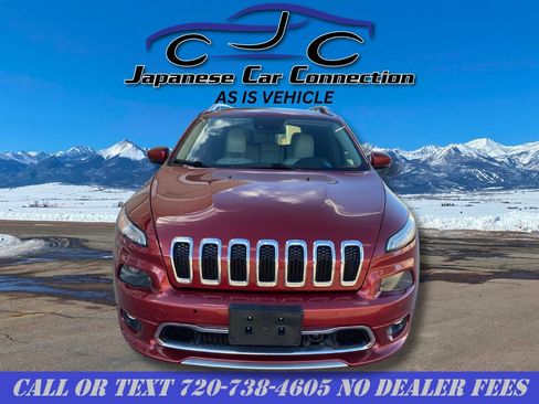 Used 2016 Jeep Cherokee Overland w/ Technology Group AWD/4WD image 3