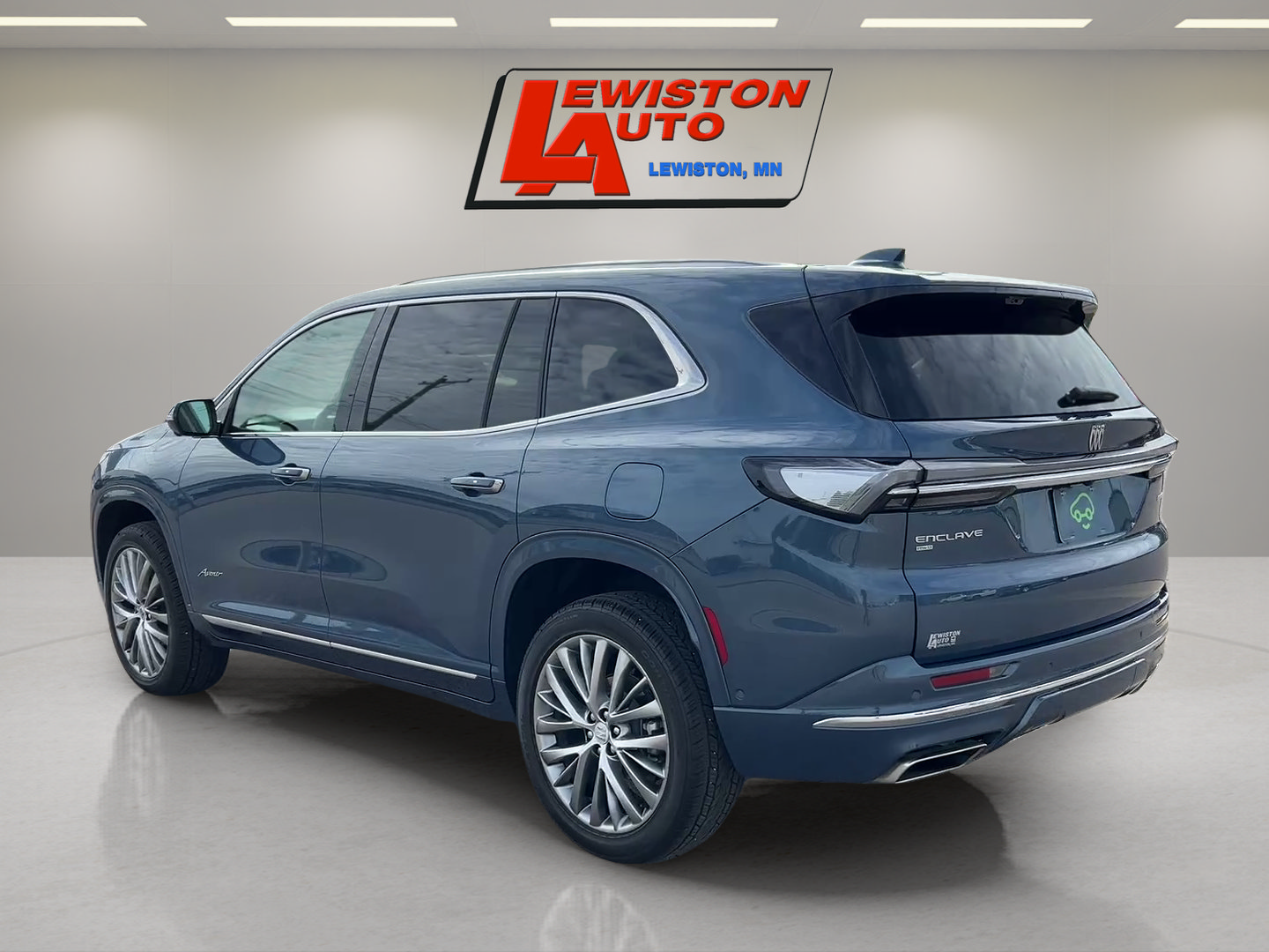 Certified 2026 Buick Enclave Avenir w/ Super Cruise Package AWD/4WD image 3