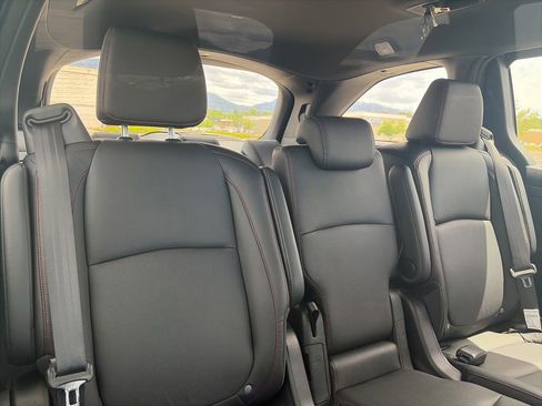 Used 2024 Honda Odyssey Sport image 34