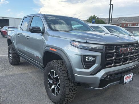 Used 2023 GMC Canyon AT4X AWD/4WD image 3