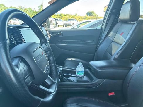 Used 2024 Dodge Durango GT RWD image 16
