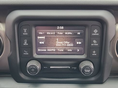 Certified 2020 Jeep Gladiator Sport w/ Quick Order Package 24S AWD/4WD image 18