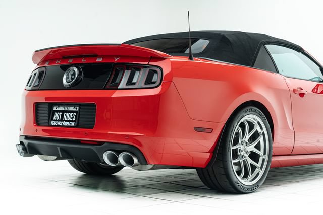 Used 2013 Ford Mustang Shelby GT500 RWD image 15