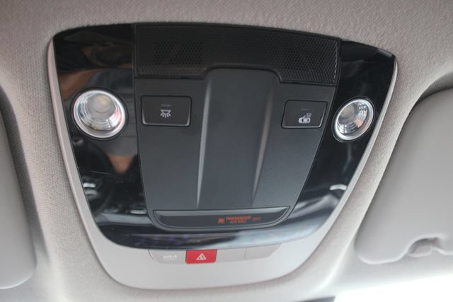 Used 2024 Kia Seltos S AWD/4WD image 13