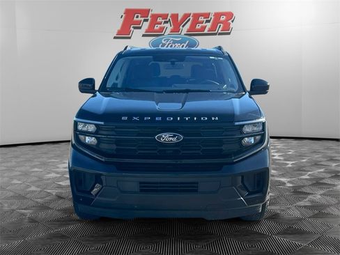 Certified 2025 Ford Expedition Max Active image 8