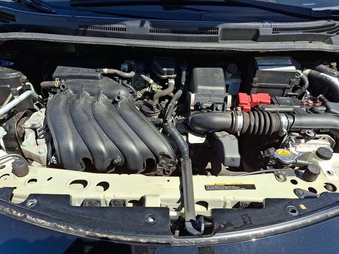 Used 2015 Nissan Versa Note SV FWD image 25