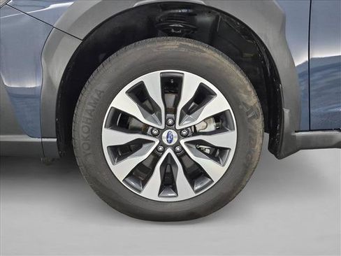 Used 2024 Subaru Outback Touring AWD/4WD image 28