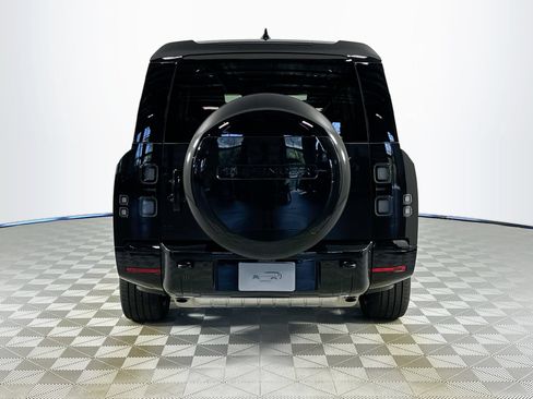 Used 2026 Land Rover Defender 130 X-Dynamic SE AWD/4WD image 6