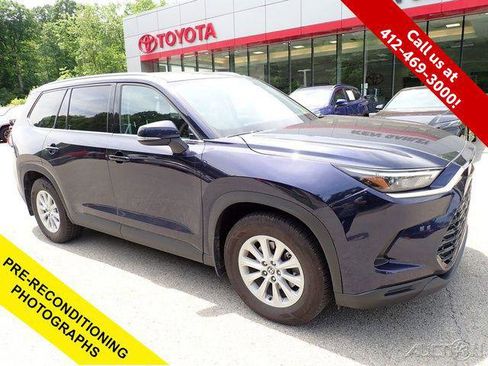 Certified 2024 Toyota Grand Highlander AWD image 1