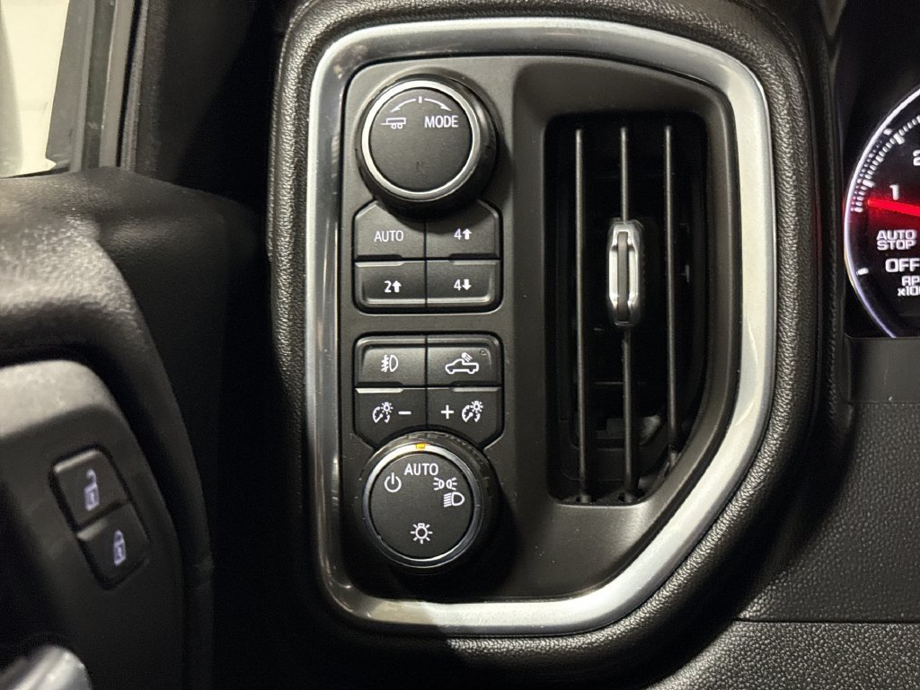 Used 2020 Chevrolet Silverado 1500 RST w/ All-Star Edition AWD/4WD image 18