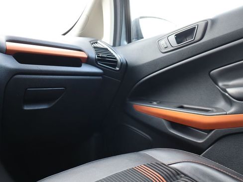 Used 2018 Ford EcoSport SES image 38