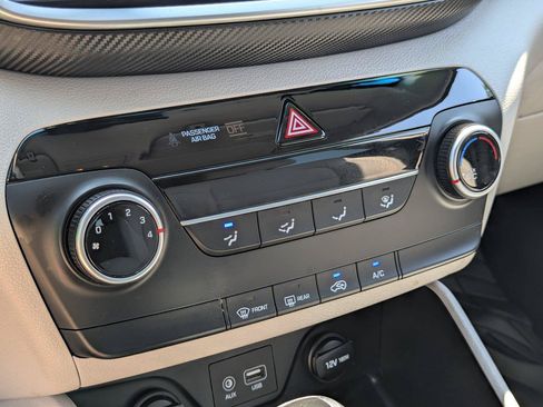 Used 2020 Hyundai Tucson SE AWD/4WD image 18