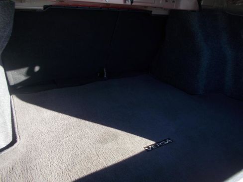 Used 2021 Nissan Versa SV FWD image 17