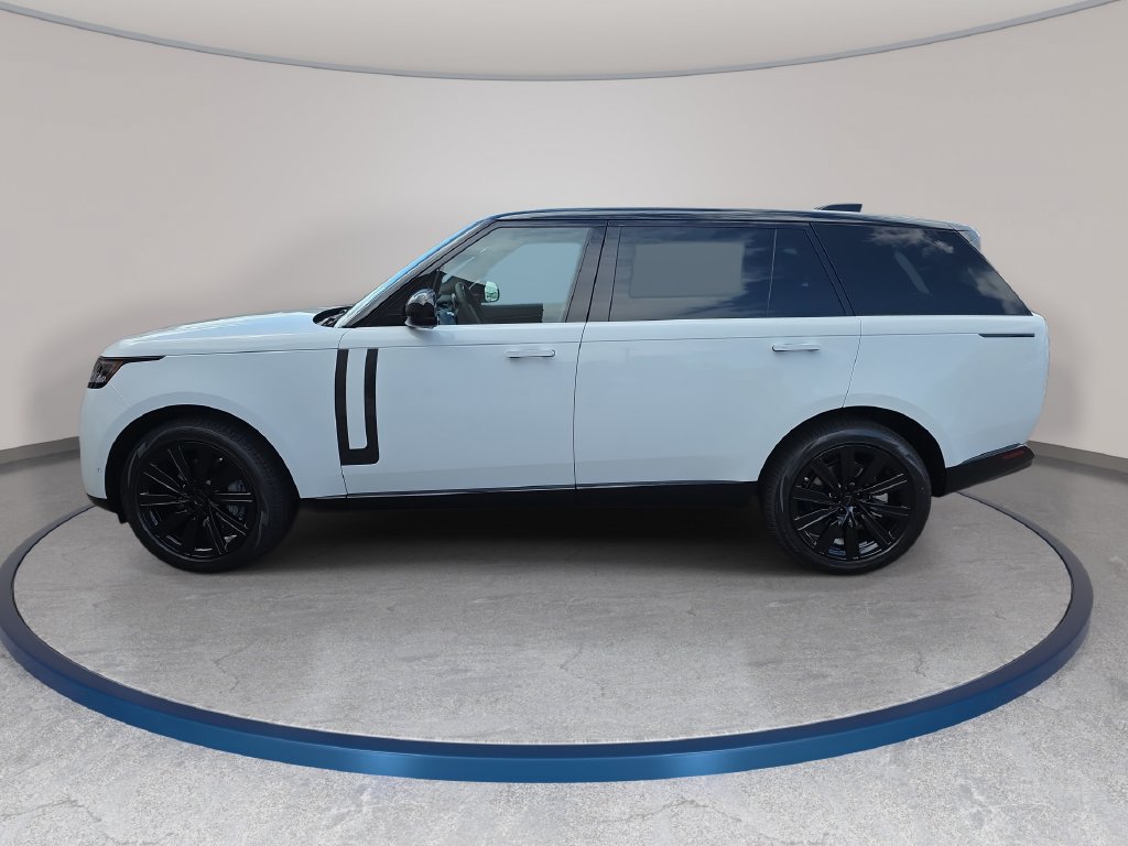 New 2026 Land Rover Range Rover Long Wheelbase SE AWD/4WD image 8