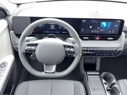 New 2026 Hyundai Ioniq 5 SEL image 17