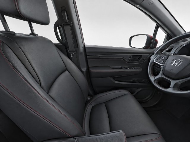 Certified 2024 Honda Odyssey Sport image 12