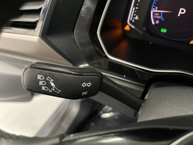 Used 2020 Volkswagen Jetta SEL Premium FWD image 16