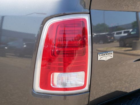 Used 2016 RAM 3500 Laramie AWD/4WD image 17
