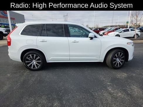 Used 2020 Volvo XC90 T5 Momentum image 9