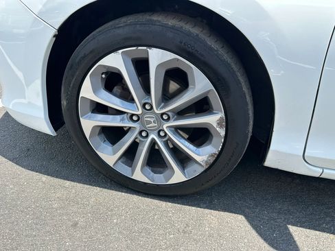 Used 2014 Honda Accord Sport image 13