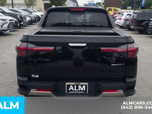 Used 2026 Hyundai Santa Cruz Limited AWD/4WD image 6