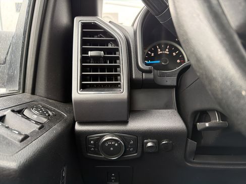 Used 2017 Ford F150 XLT w/ Equipment Group 301A Mid image 23