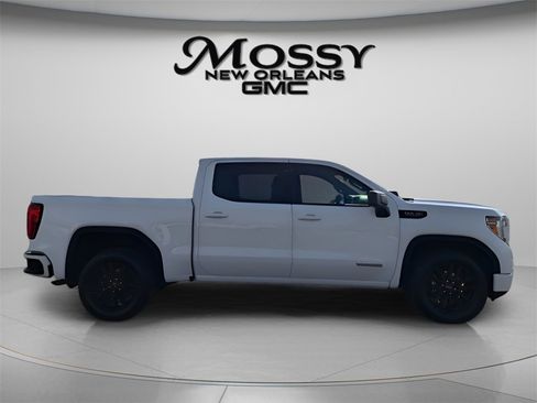Used 2020 GMC Sierra 1500 Elevation w/ Elevation Value Package image 4
