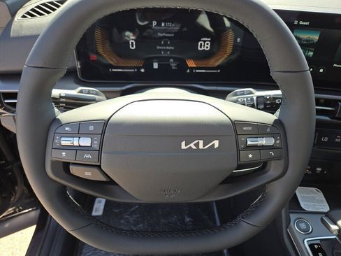 New 2026 Kia Sportage EX FWD image 10