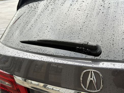 Used 2018 Acura MDX SH-AWD image 9