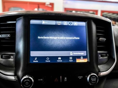 Used 2024 RAM 2500 Big Horn AWD/4WD image 27