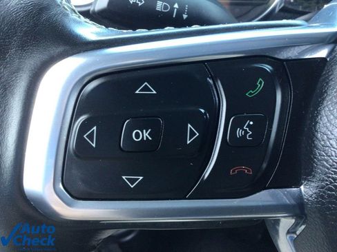 Used 2022 Jeep Wrangler Unlimited Sahara 4xe w/ Cold Weather Group image 18