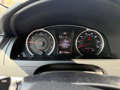 Used 2015 Toyota Camry SE FWD image 14