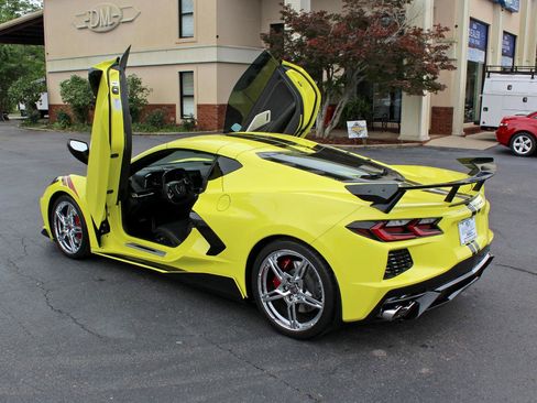Used 2022 Chevrolet Corvette Stingray Preferred Cpe w/ Z51 Performance Package RWD image 22